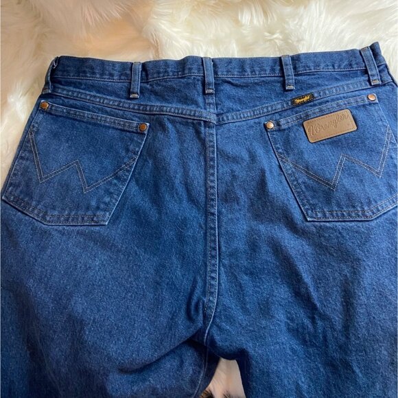 Wrangler Blue Jeans 40x32 Vintage Fit High Rise Straight Leg USA Rodeo Western - Picture 4 of 7